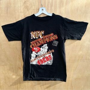 Vintage 1990 San Francisco 49ers Single Stitch     T-shirt  Size Medium Made USA